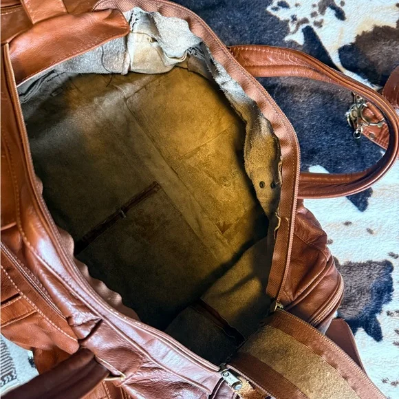 Leather Travel Bag - Picture 5 of 5